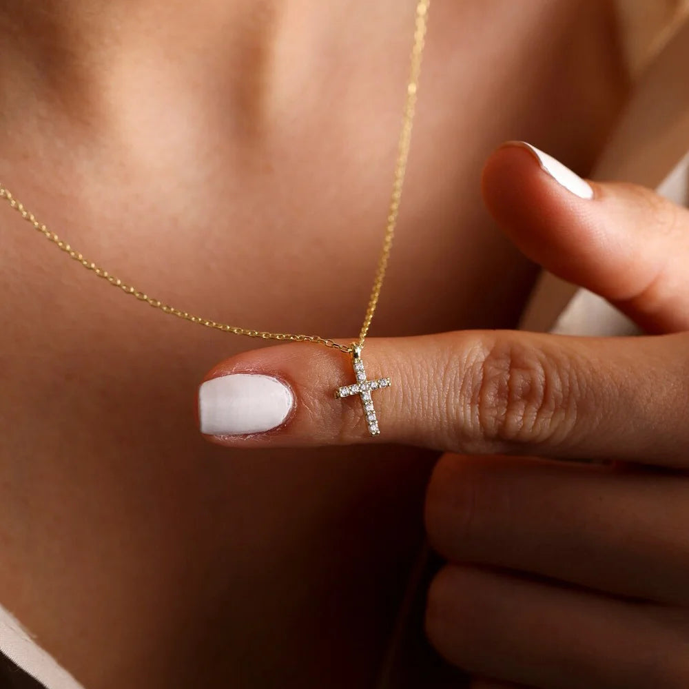 Collier croix femme | modèle #RELWEEN Colliane