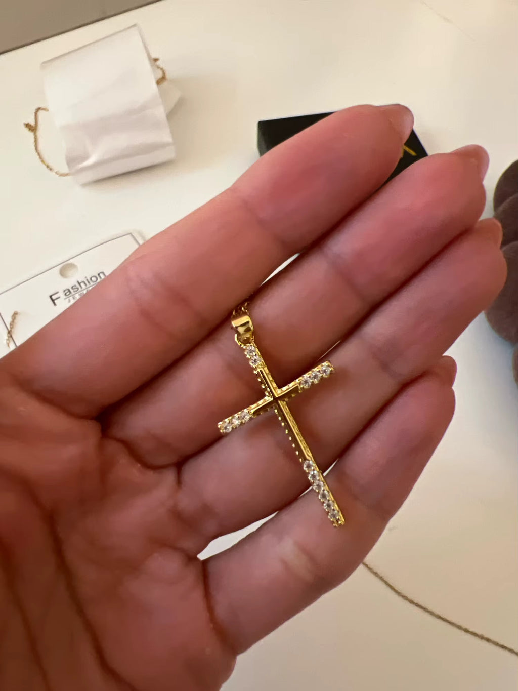 Collier croix femme | modèle #RELWEEN Colliane