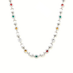 Collier vintage avec des boules de différentes couleur 