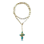 Collier bleu avec un ton bleu turquoise