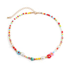 Collier fleur avec plusieurs couleurs et de taille très petite