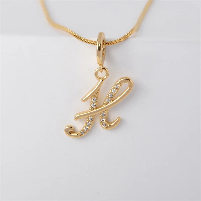 Collier lettre | modèle #SNEEK