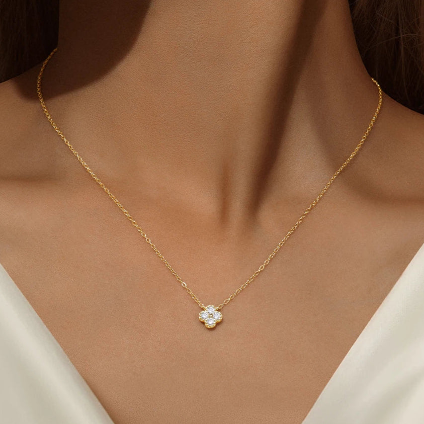 Collier fleur | modèle #ETALIS Colliane