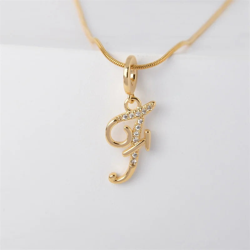 Collier lettre | modèle #SNEEK