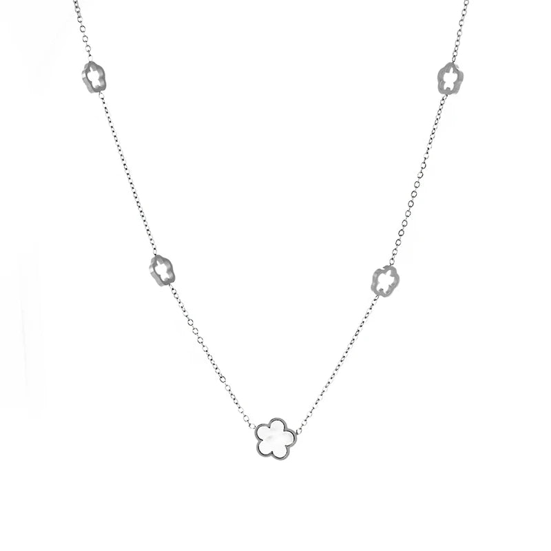 Collier fleur | modèle #DALEEN Colliane