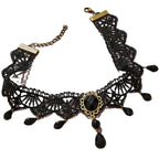 Collier noir style gothique 
