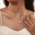 Collier fleur | modèle #FUTURA Ma boutique