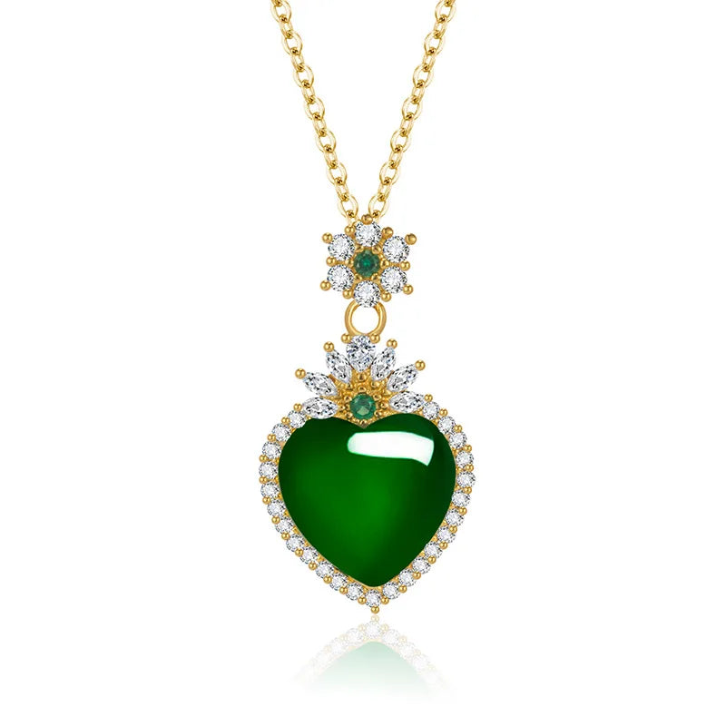 Collier vert avec pendentif en forme de gros cœur vert 