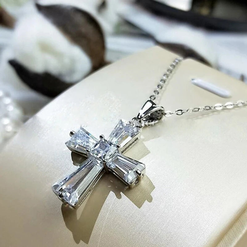 Collier en croix pour femme | modèle #CELEE
