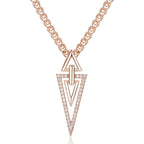 Collier rose avec pendentif en forme de losange 