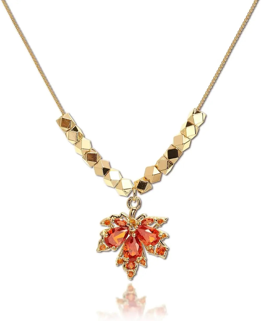 Collier rouge avec pendentif de couleur rouge sirop