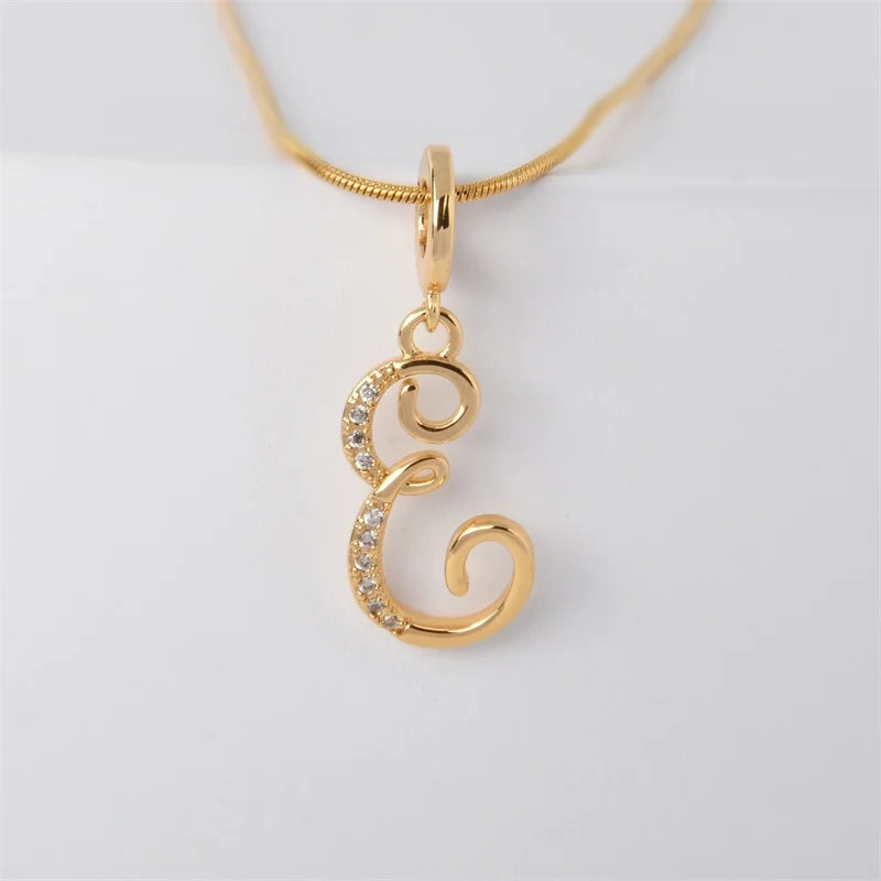 Collier lettre | modèle #SNEEK