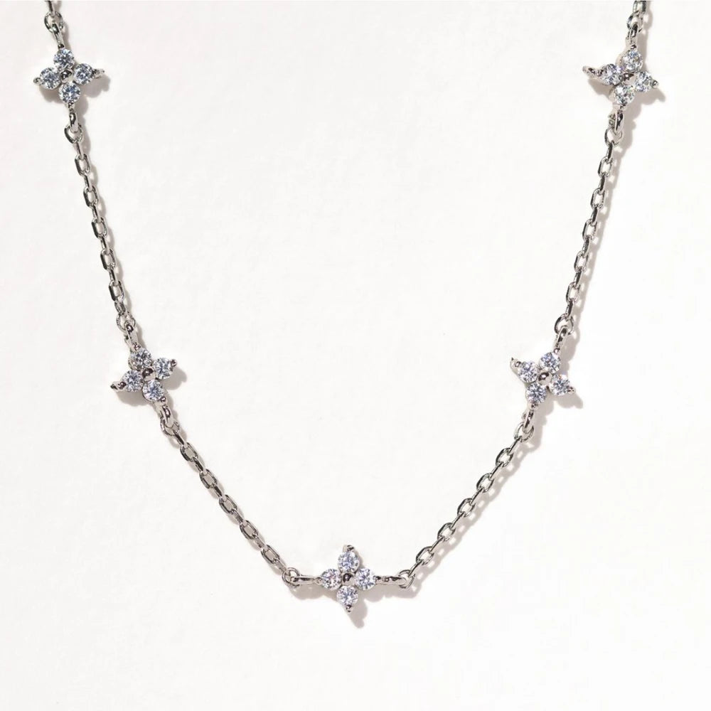 Collier fleur | modèle #HAYNA Ma boutique