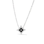 Collier minimaliste avec pendentif en forme de losange 