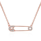 Collier fantaisie avec pendentif en forme de trombone 