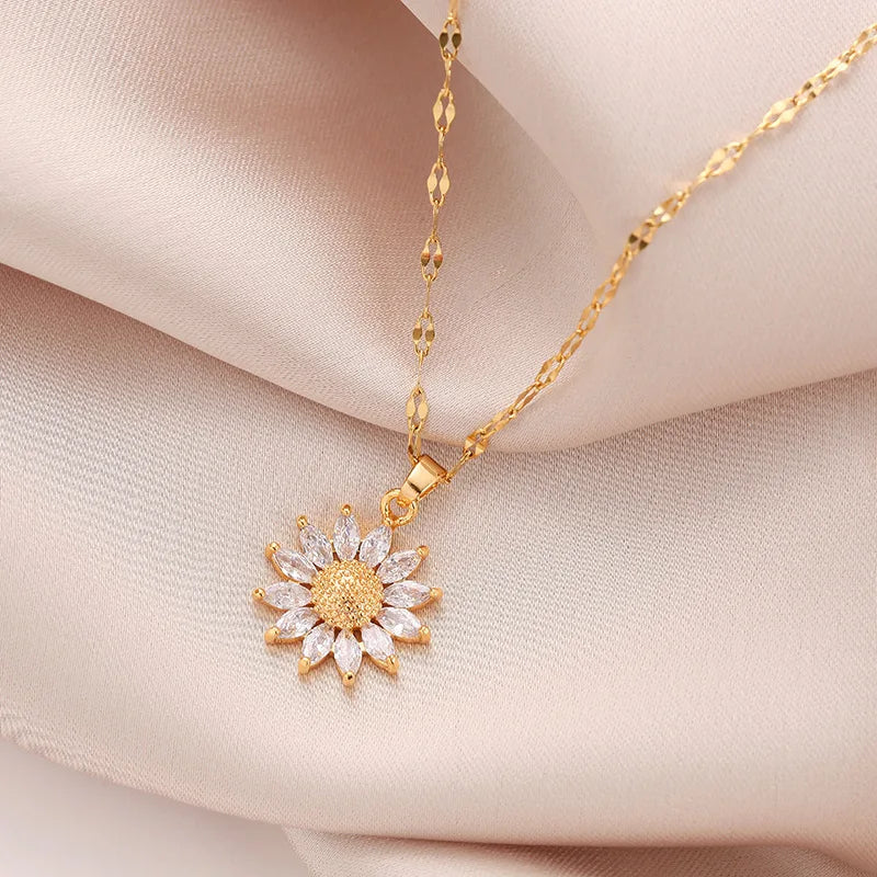 Collier fleur | modèle #DAWN Colliane