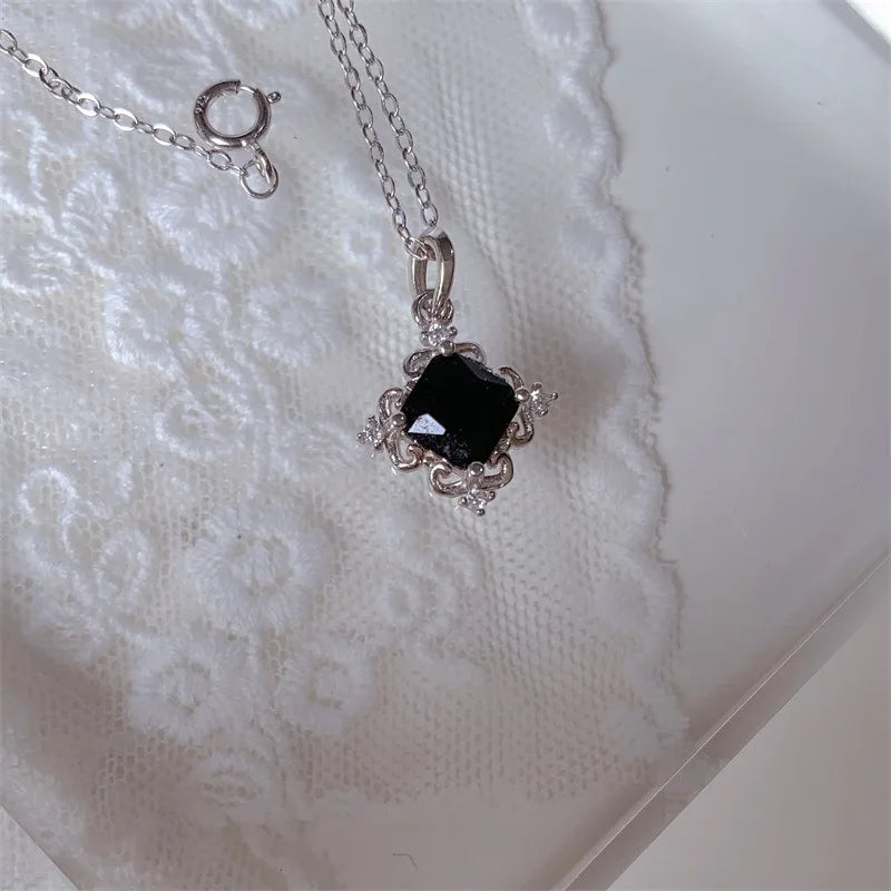 Collier noir | modèle #ANIMA