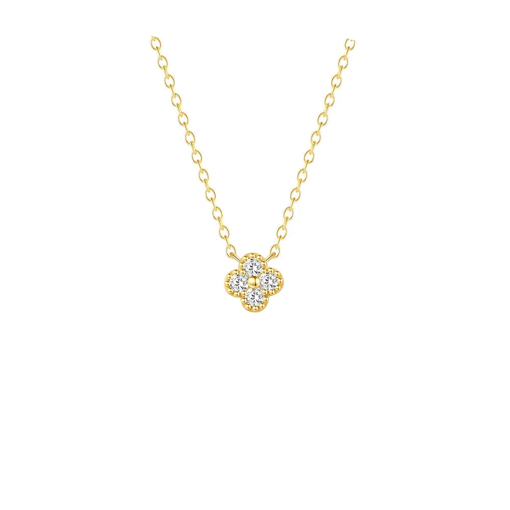 Collier fleur avec pendentif en forme de petite fleur avec quatre pétales