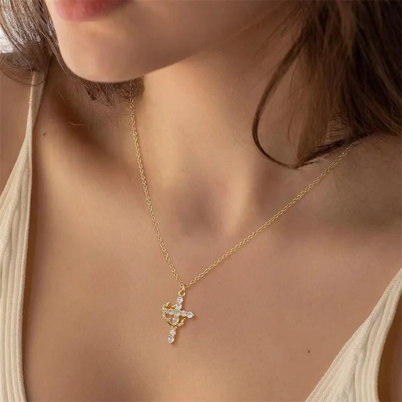 Collier croix femme | modèle #AJAI
