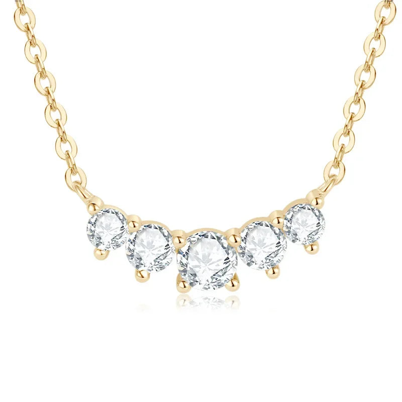 Collier fin avec pendentif en forme de boules transparentes 