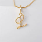 Collier lettre | modèle #SNEEK Ma boutique